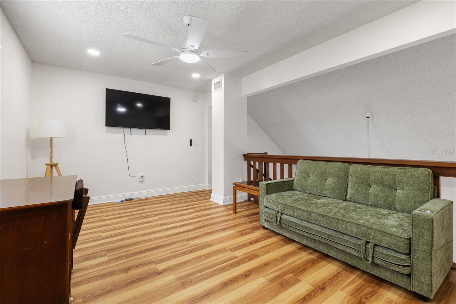 5653 67TH AVE N #221