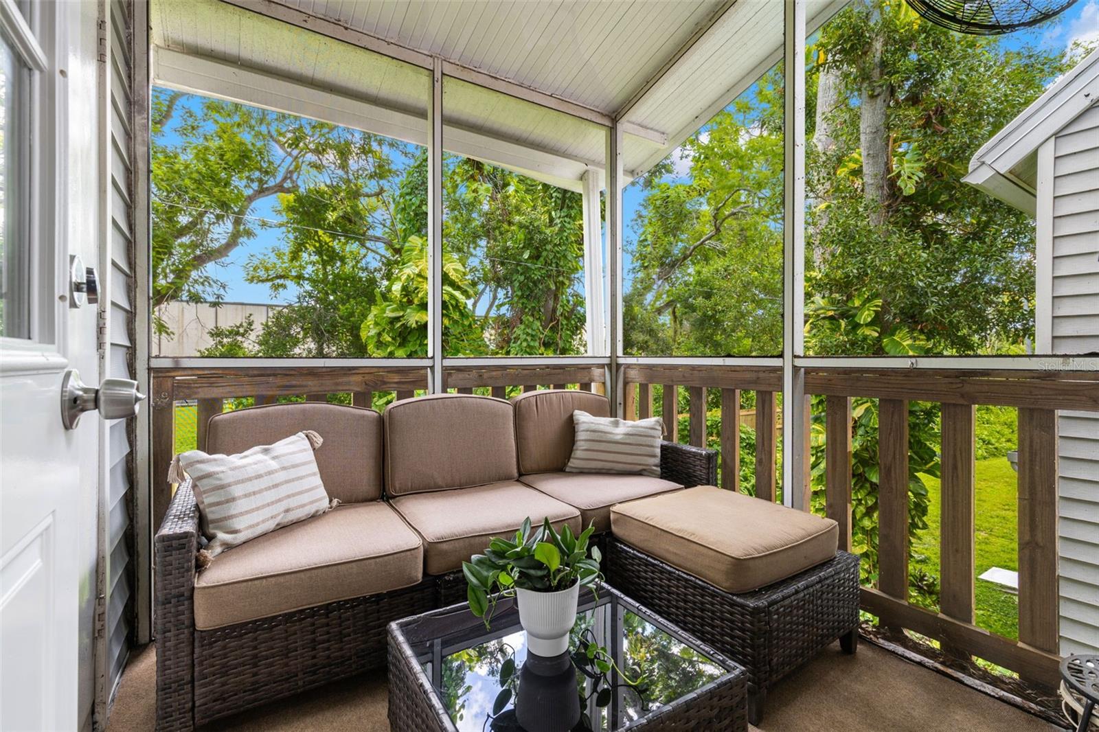 5653 67TH AVE N #221