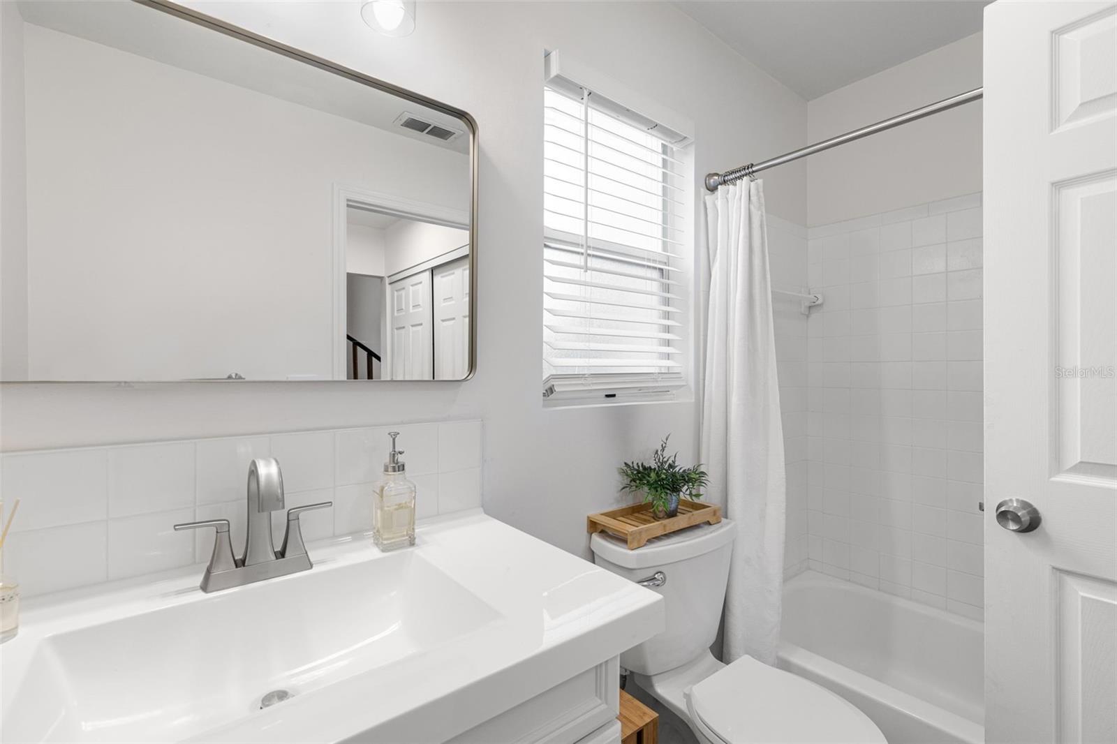 5653 67TH AVE N #221