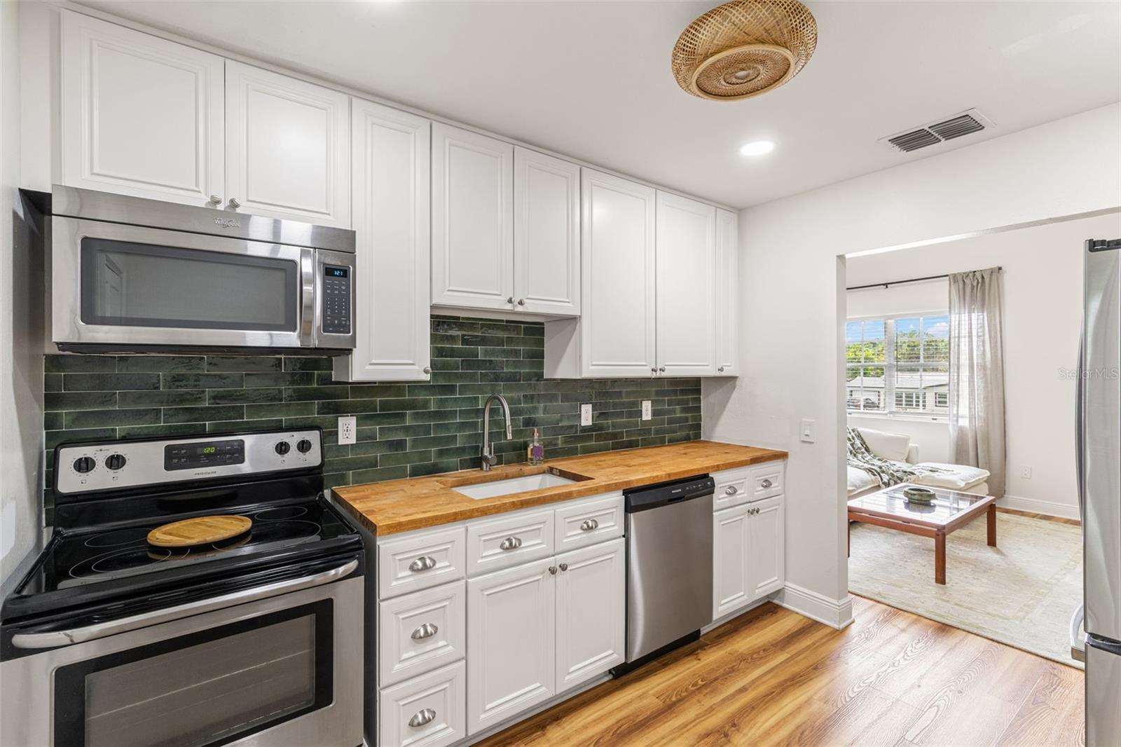 5653 67TH AVE N #221