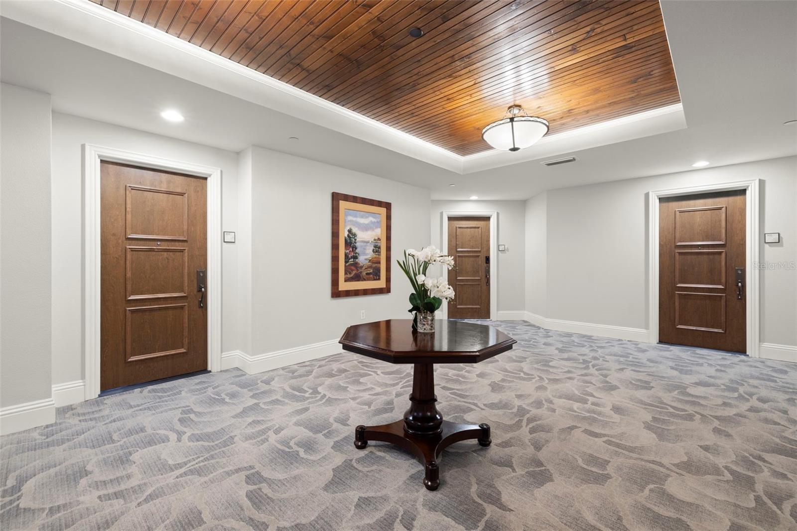 11 BAYMONT ST #909