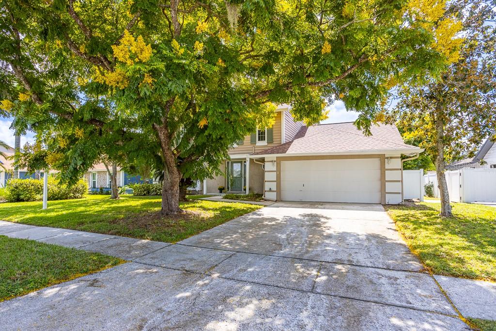 1623 SHADY LEAF DR