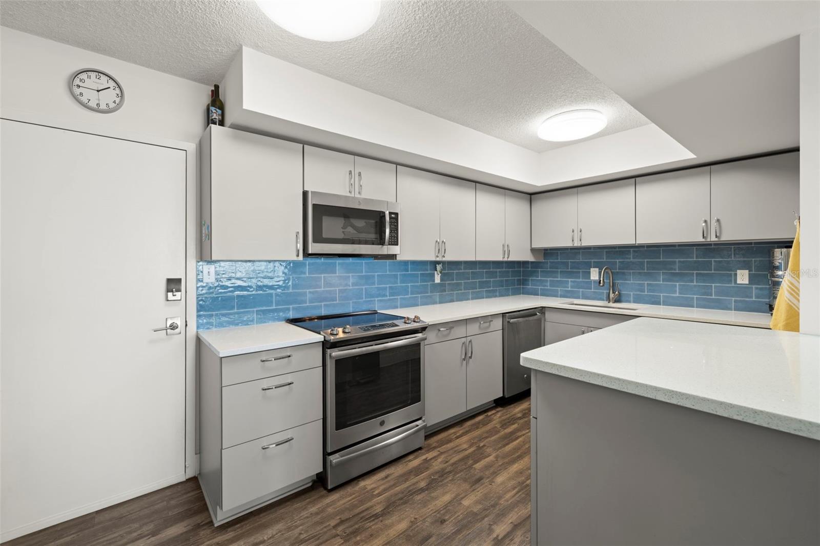 2401 BAYSHORE BLVD #803