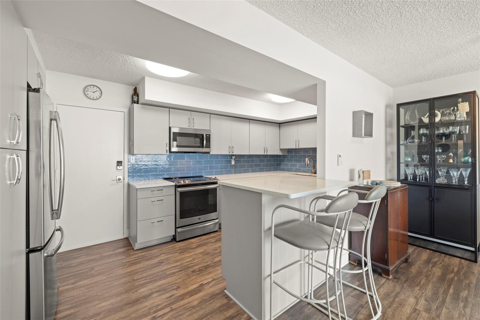 2401 BAYSHORE BLVD #803