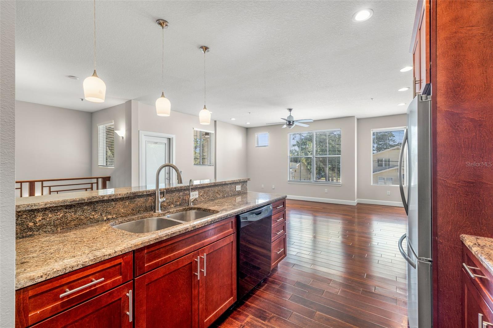 113 S NEWPORT AVE #1-4