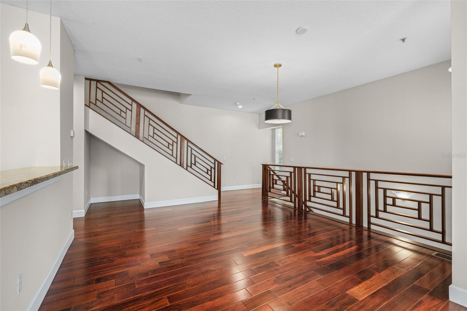 113 S NEWPORT AVE #1-4