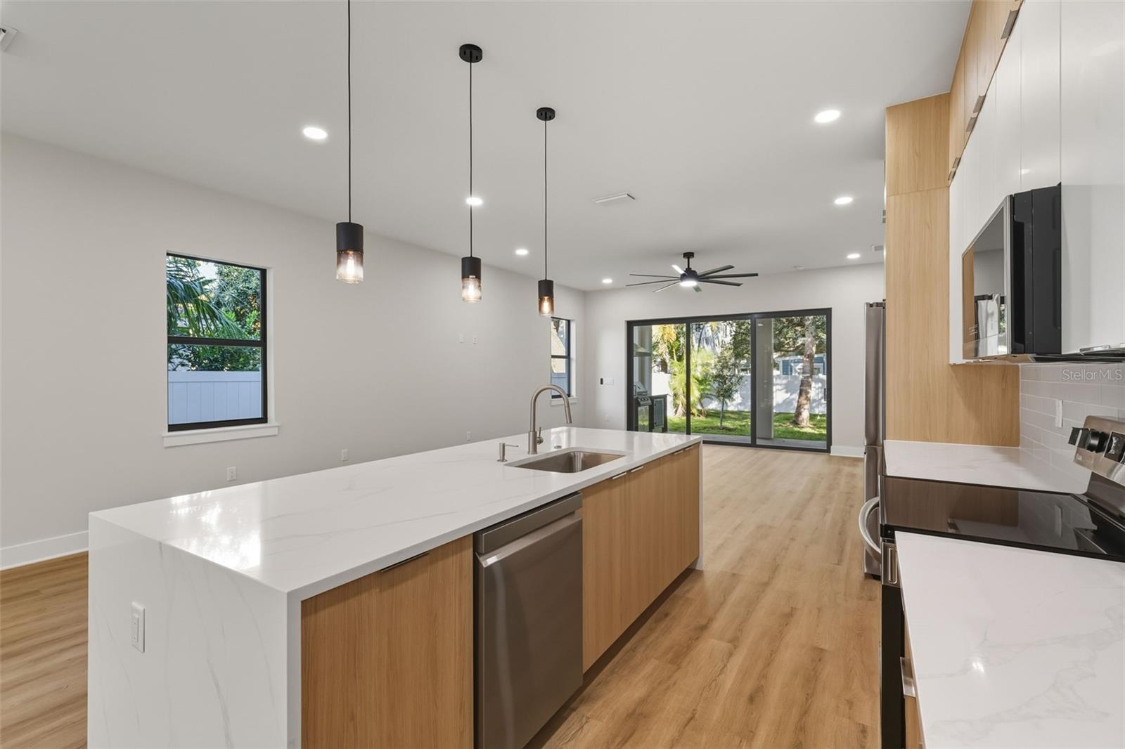 3211 W BALLAST POINT BLVD