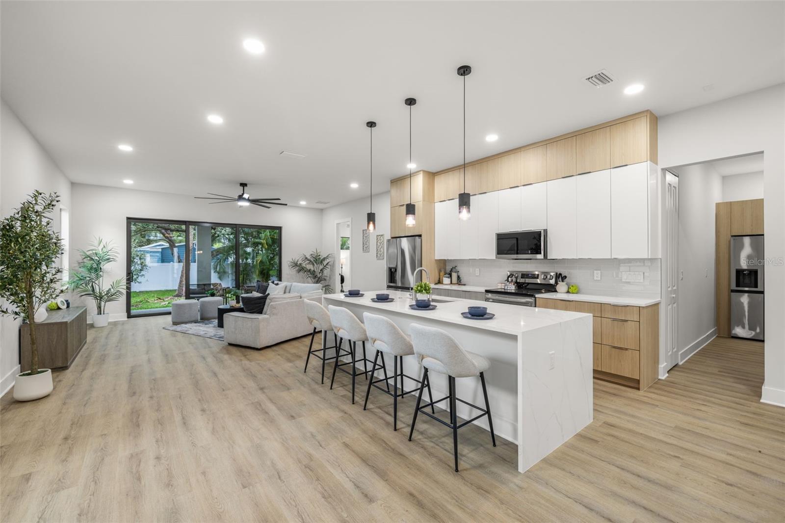 3211 W BALLAST POINT BLVD