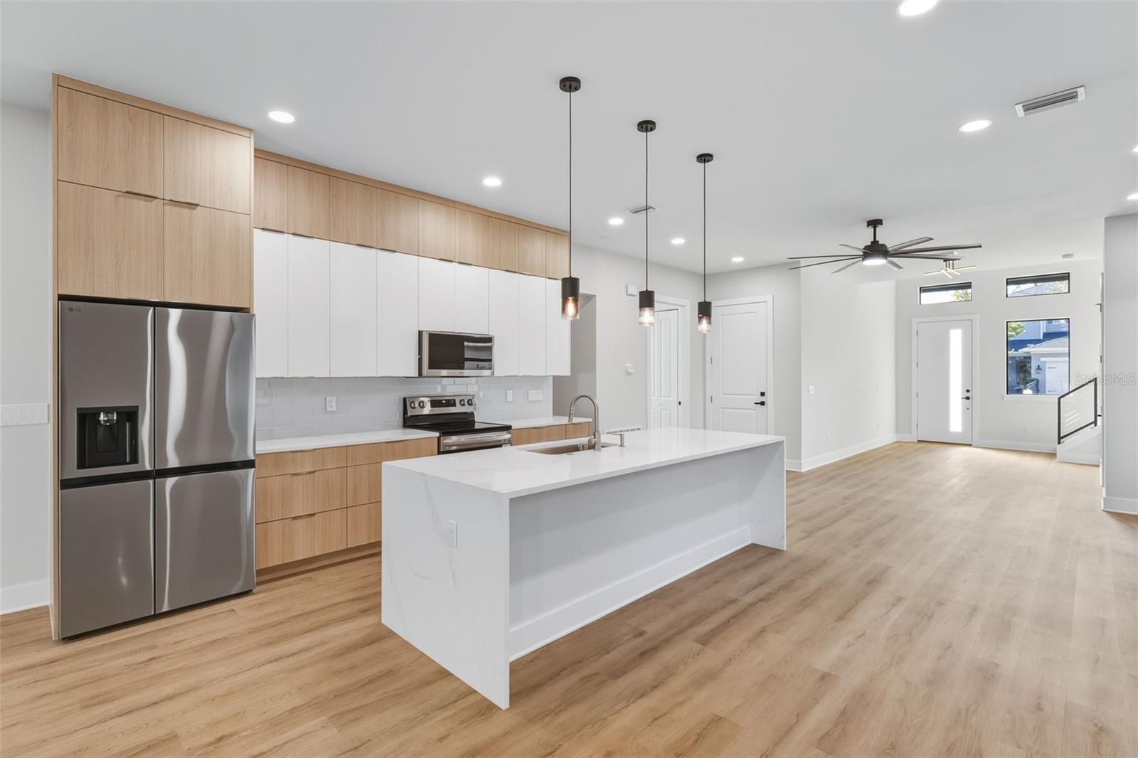 3211 W BALLAST POINT BLVD