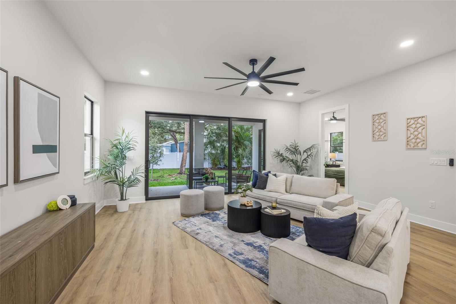 3211 W BALLAST POINT BLVD