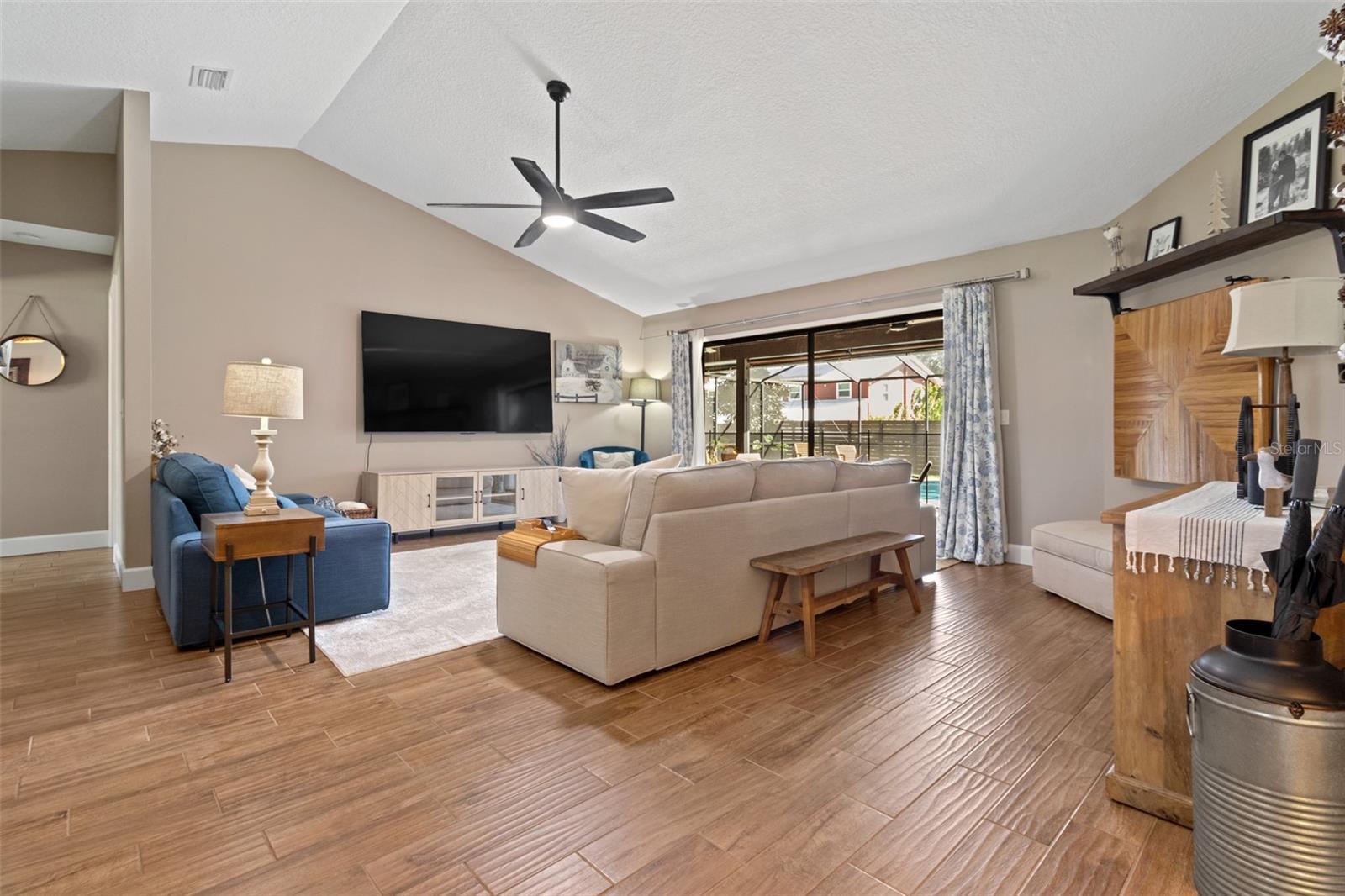 10911 VICTORIA ARBOR WAY