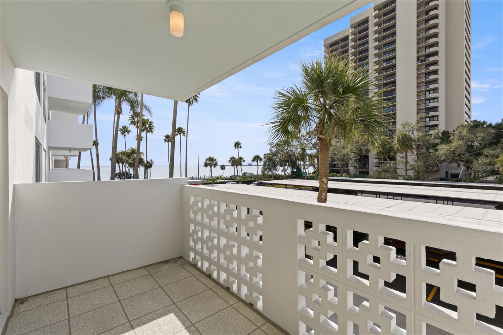 2401 BAYSHORE BLVD #202