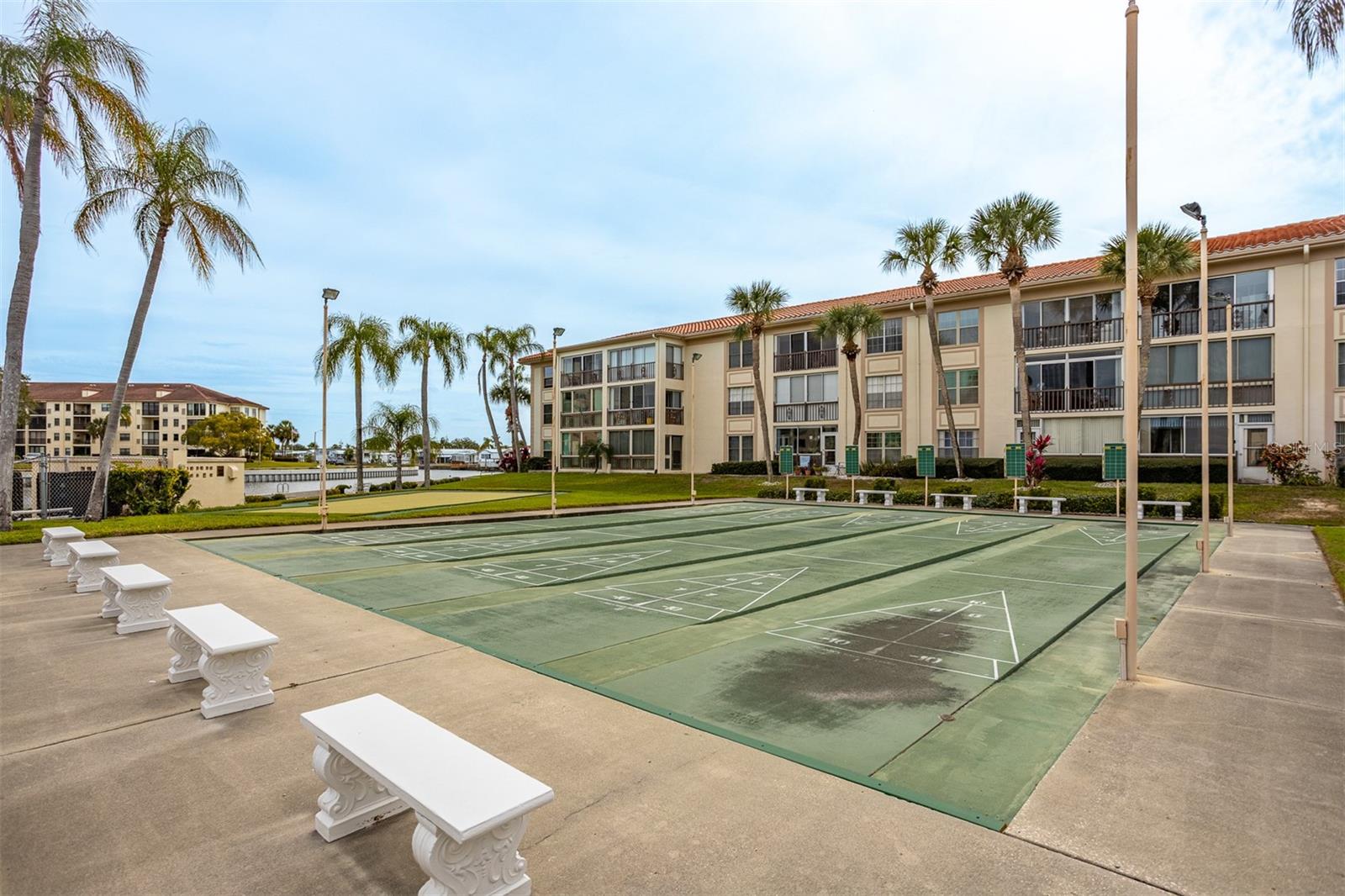 19029 US HIGHWAY 19 N #10C