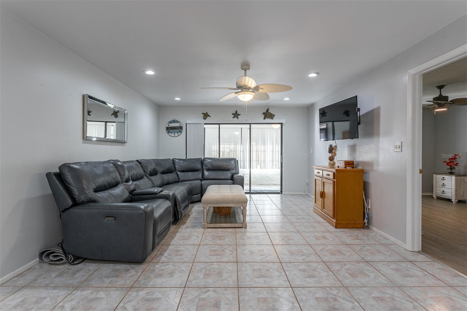 19029 US HIGHWAY 19 N #10C