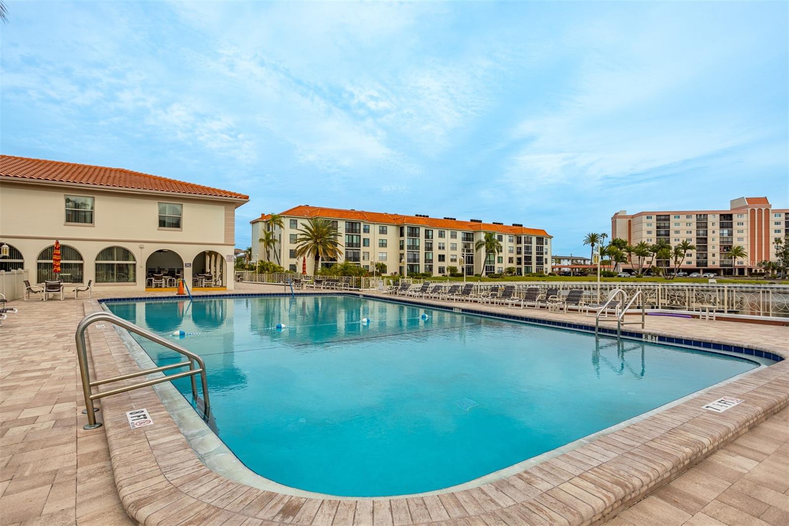 19029 US HIGHWAY 19 N #10C