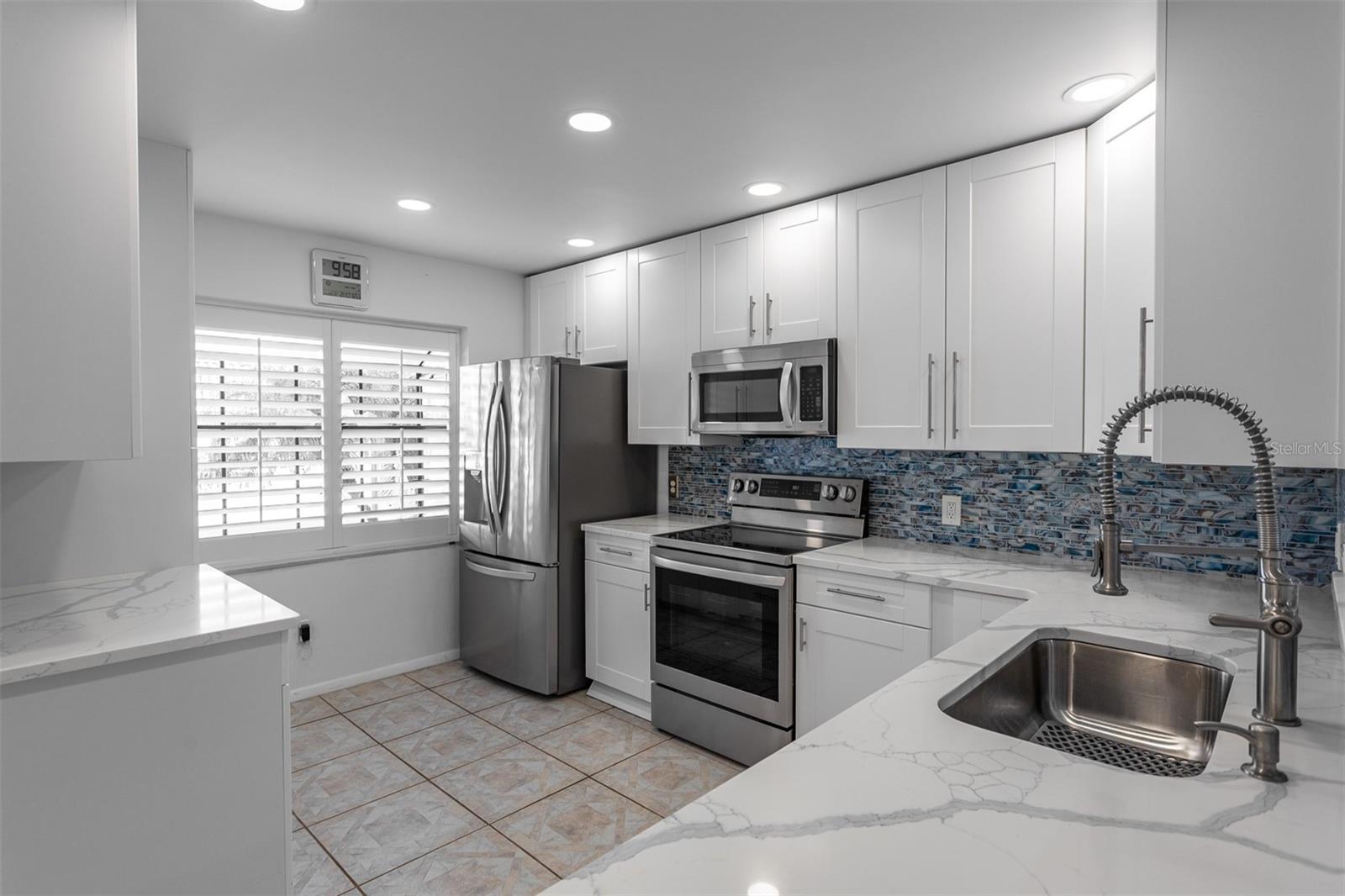 19029 US HIGHWAY 19 N #10C