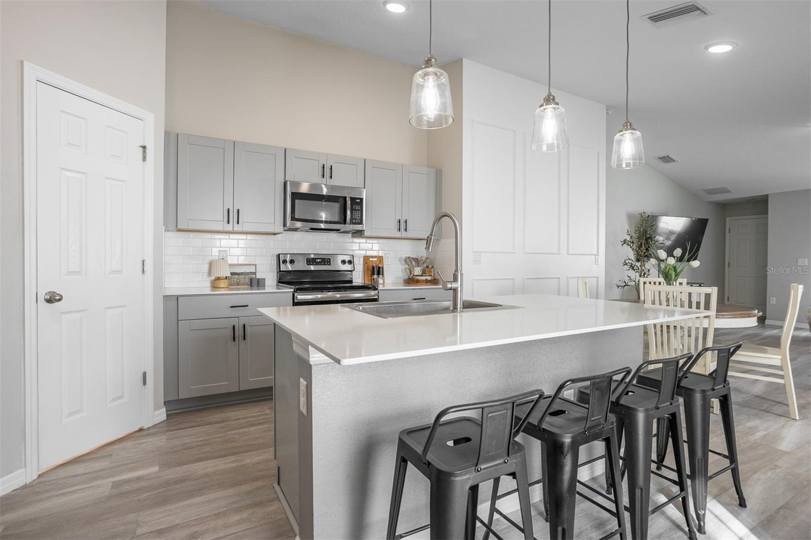 12619 HAMMOCK PARK DR