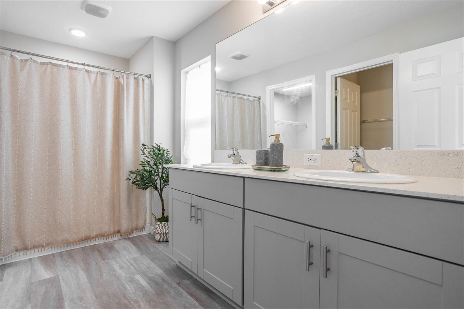 12619 HAMMOCK PARK DR