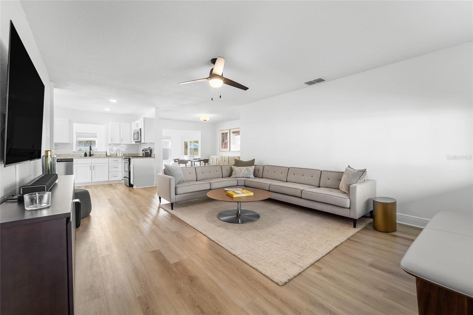 4424 W BAY COURT AVE