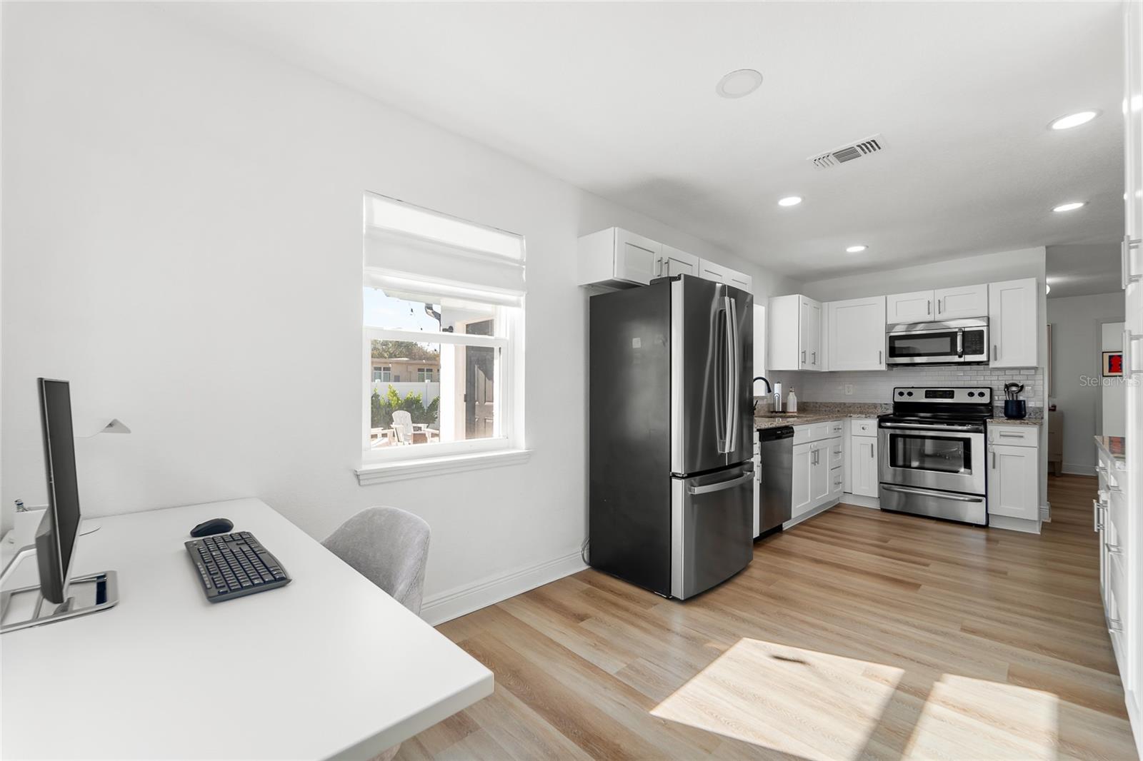 4424 W BAY COURT AVE