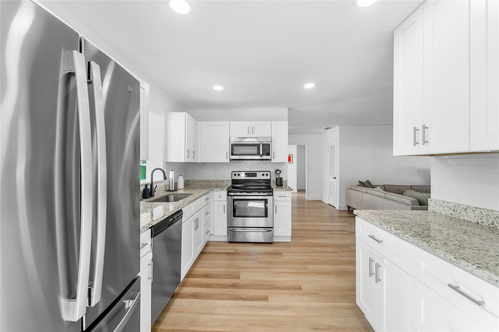 4424 W BAY COURT AVE