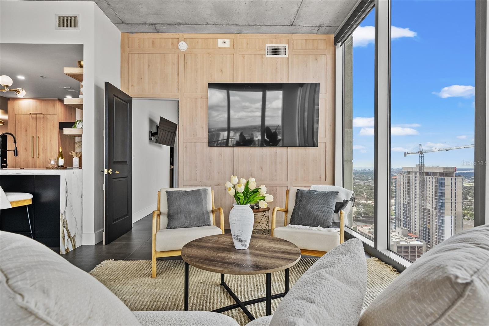 777 N ASHLEY DR #3013