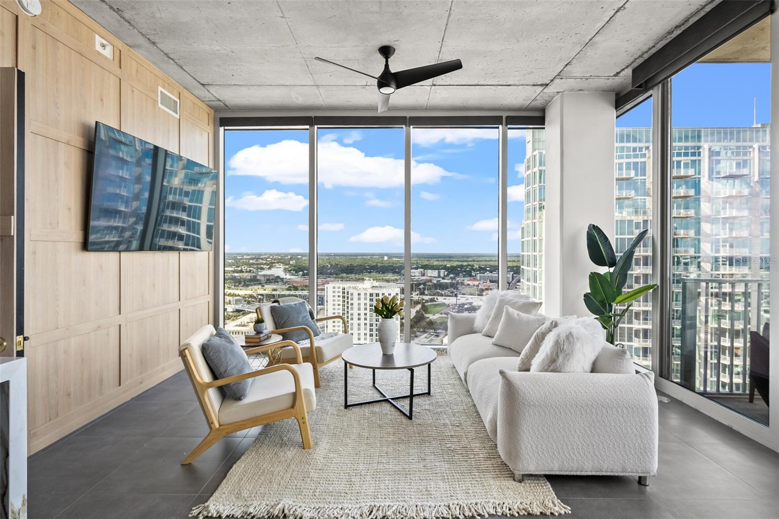 777 N ASHLEY DR #3013