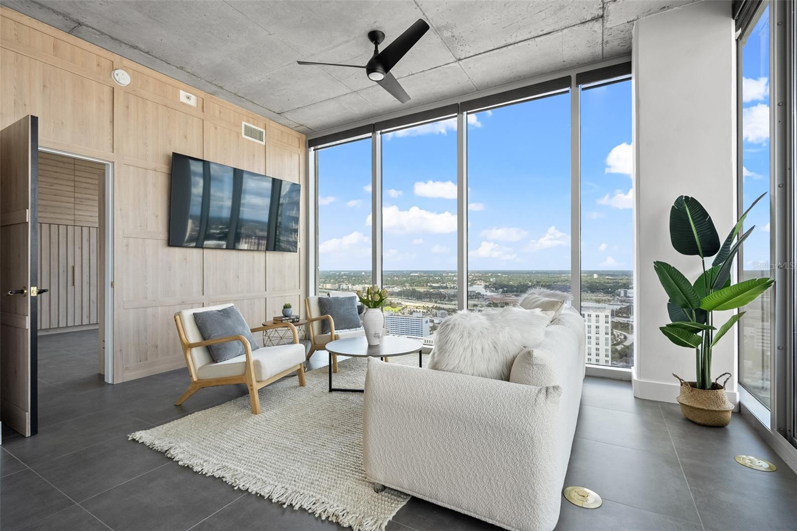 777 N ASHLEY DR #3013