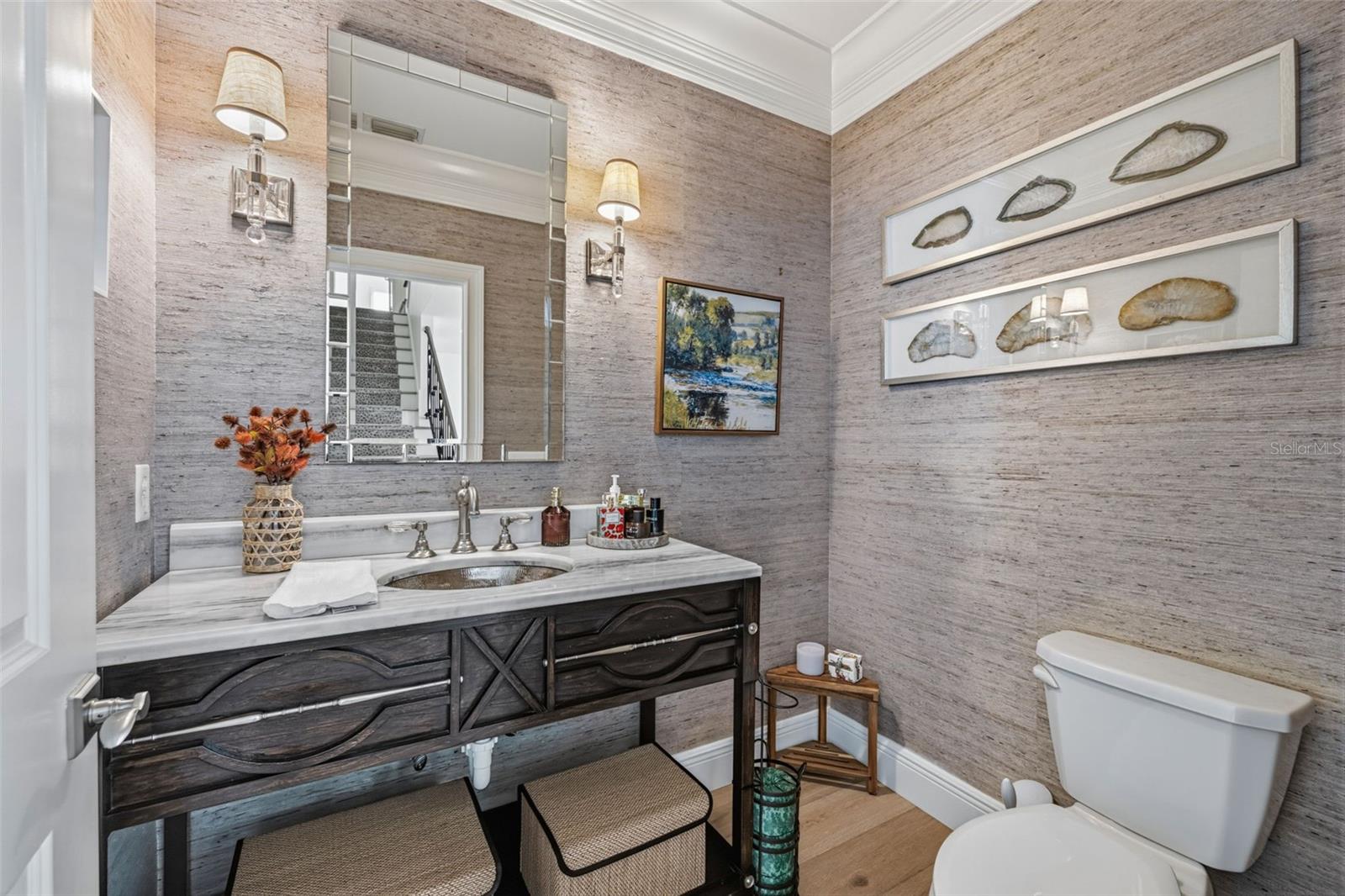 2909 W BAY VISTA AVE