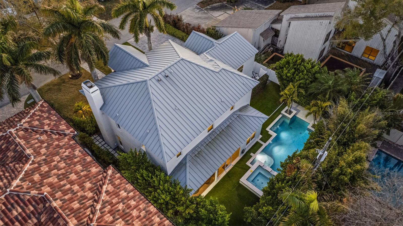 2909 W BAY VISTA AVE