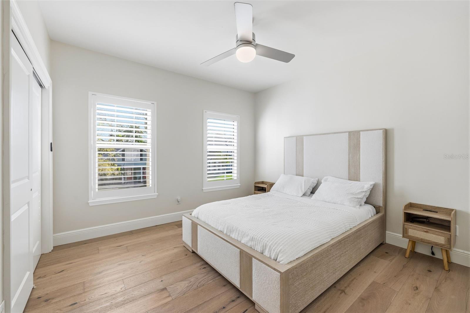 2909 W BAY VISTA AVE