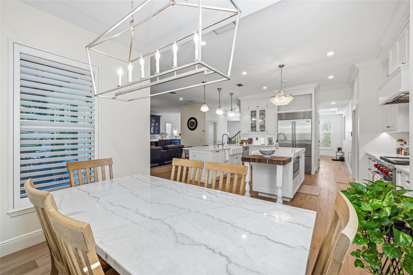 2909 W BAY VISTA AVE