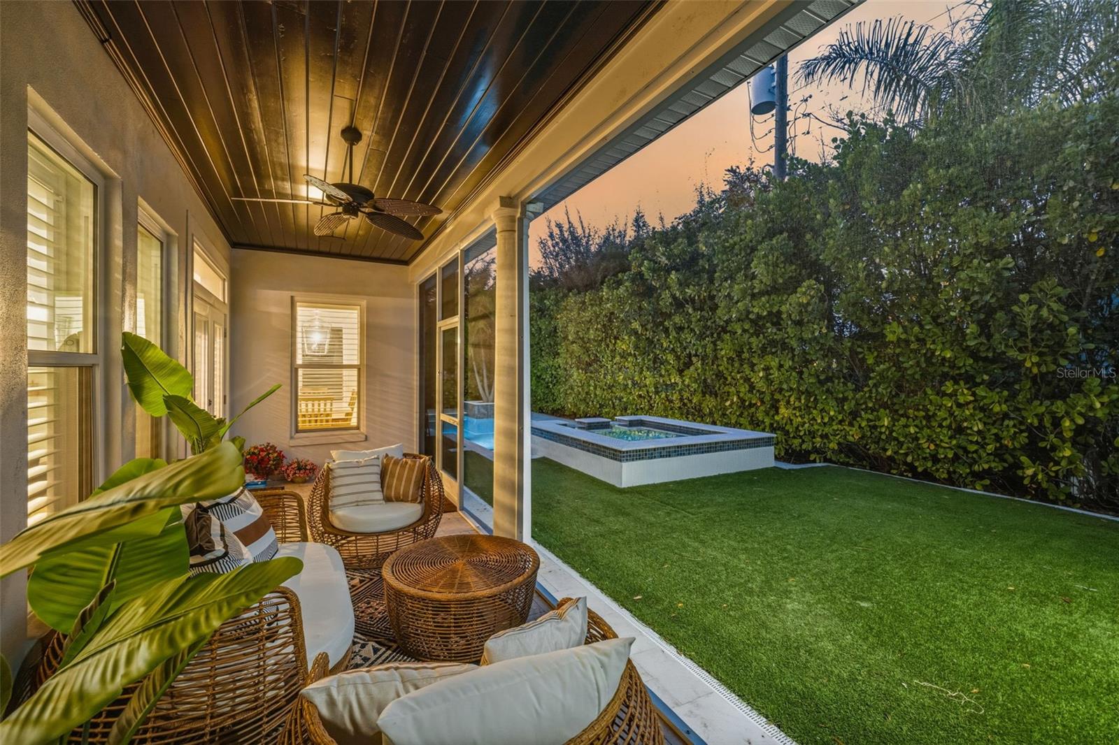 2909 W BAY VISTA AVE