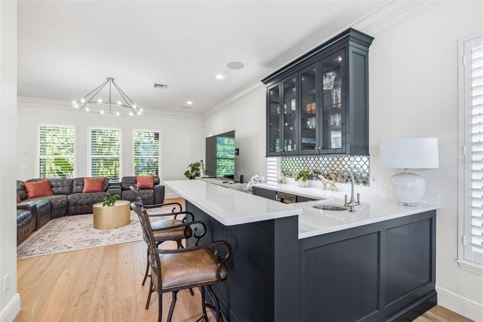 2909 W BAY VISTA AVE