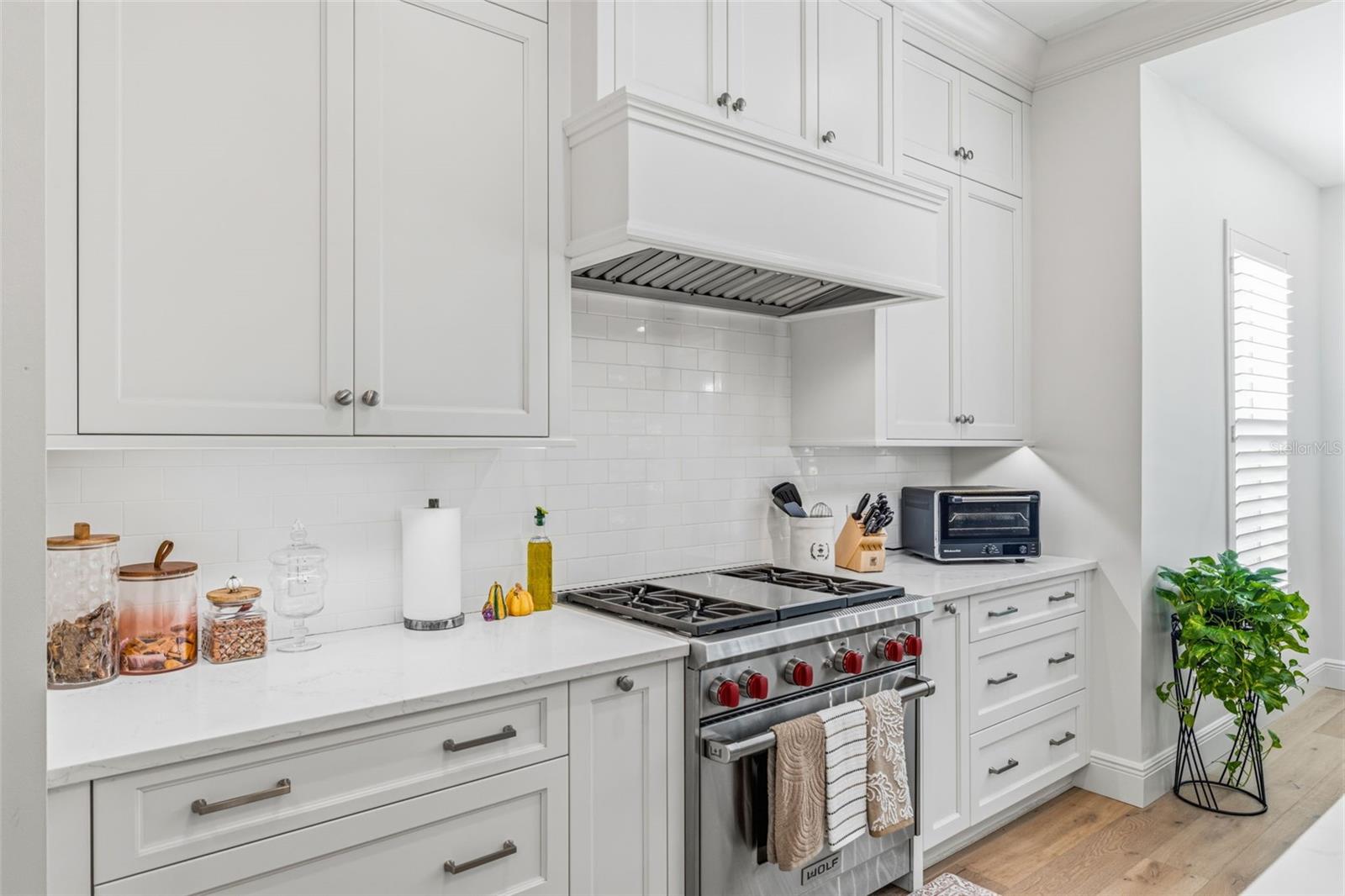 2909 W BAY VISTA AVE