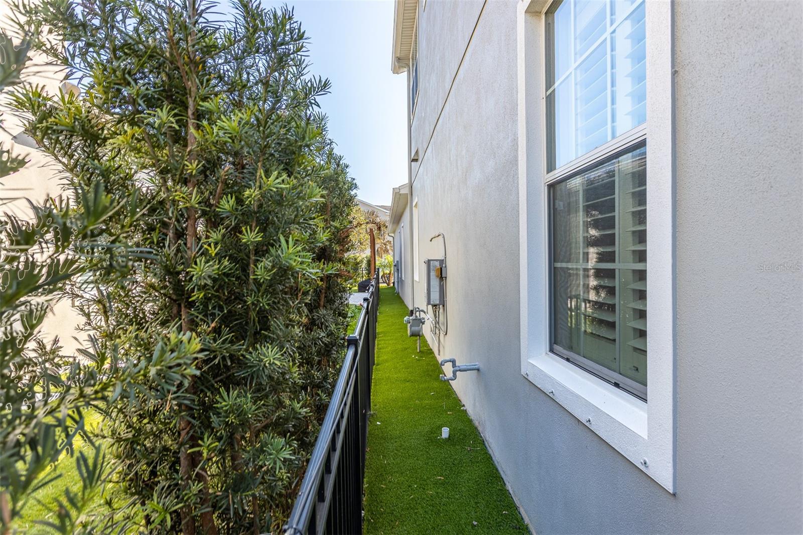 11143 WINTHROP LAKE DR