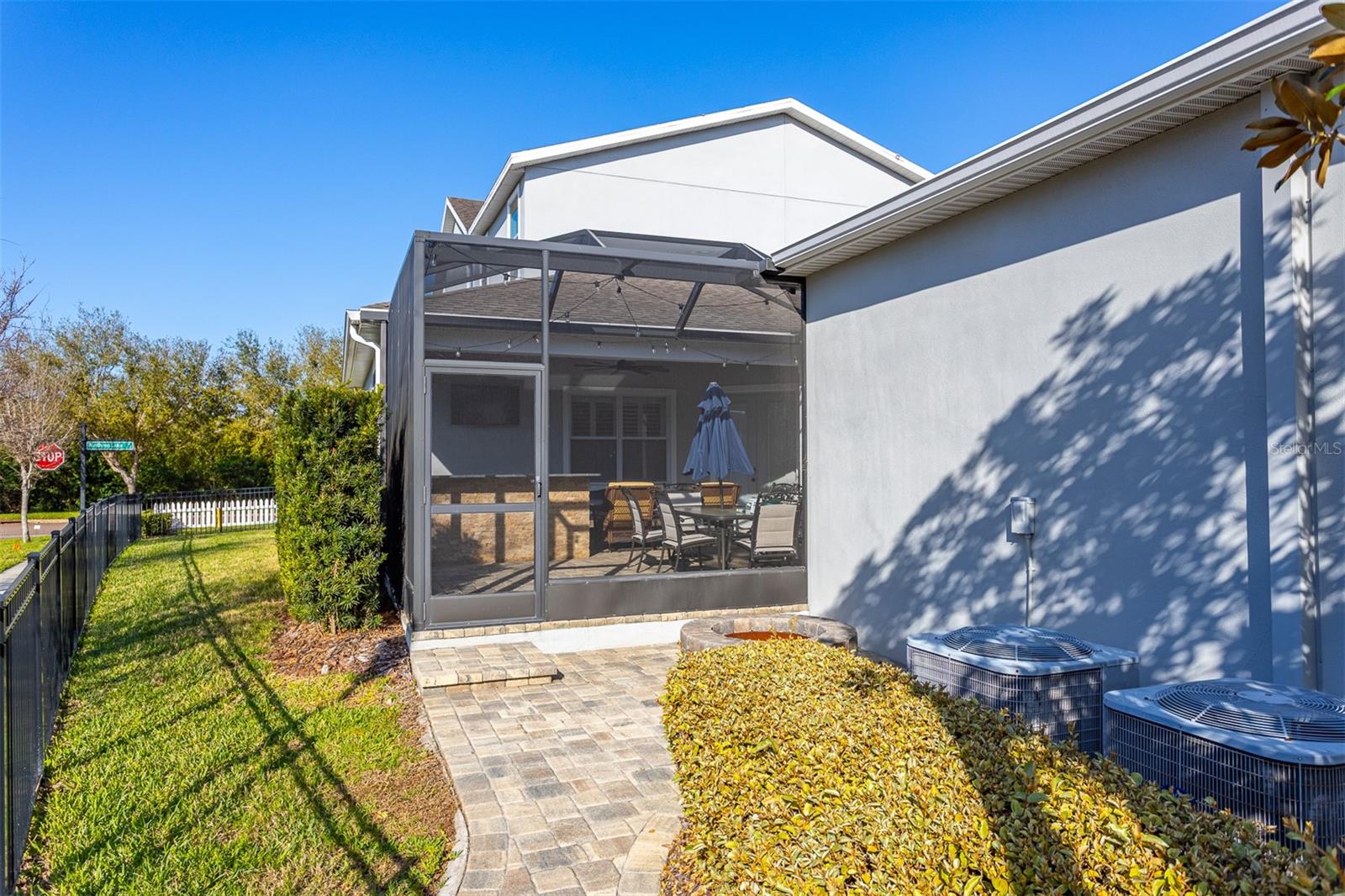 11143 WINTHROP LAKE DR