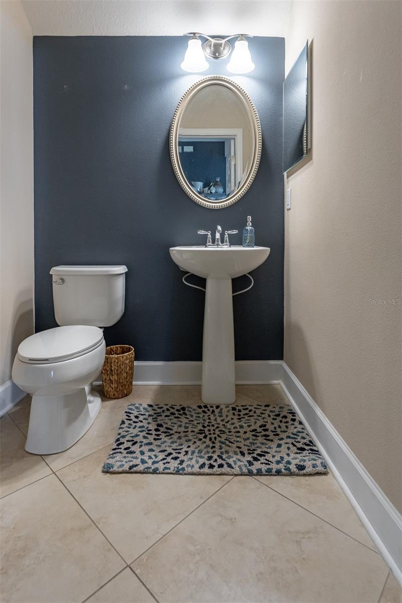 11143 WINTHROP LAKE DR