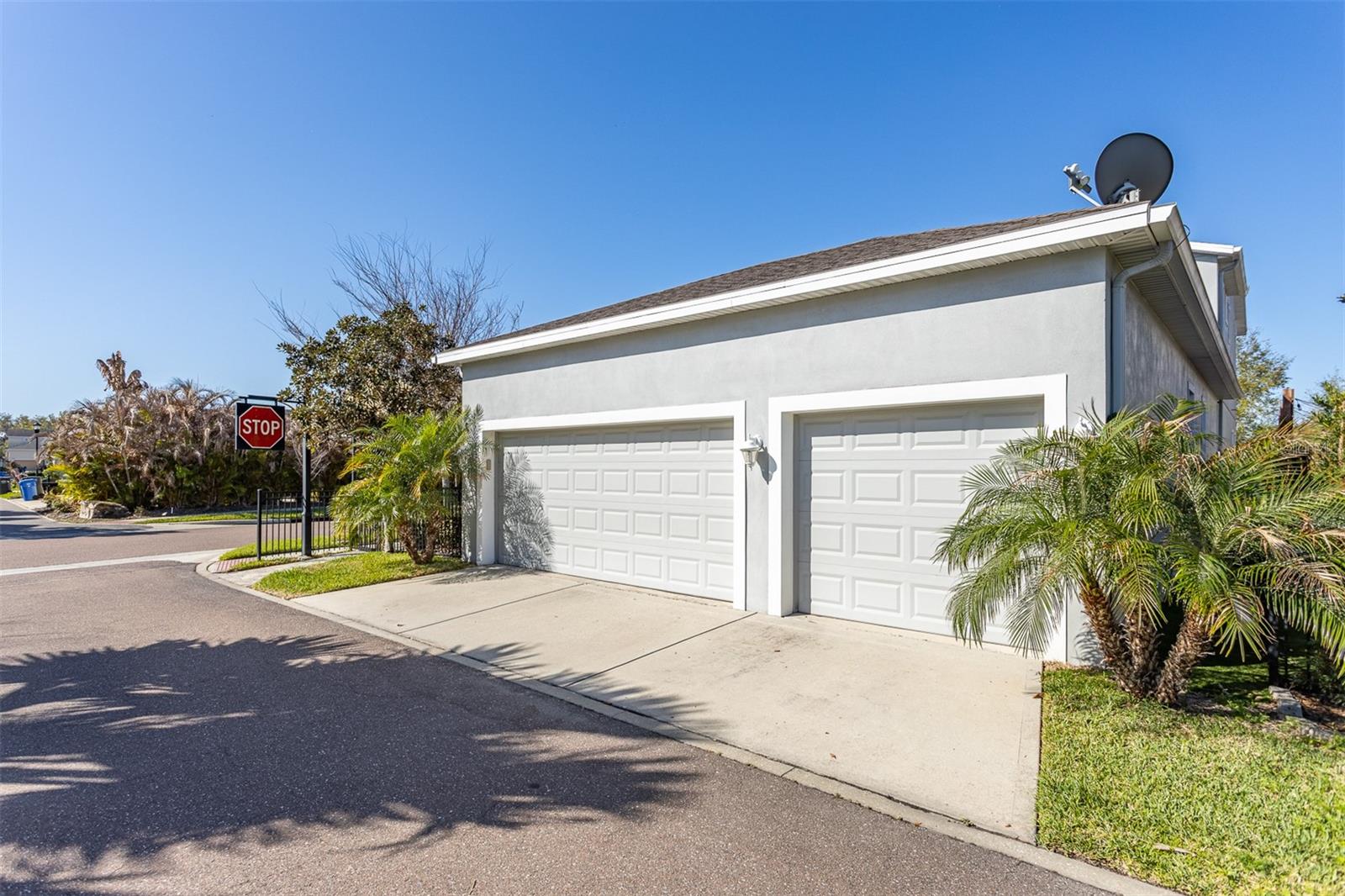 11143 WINTHROP LAKE DR