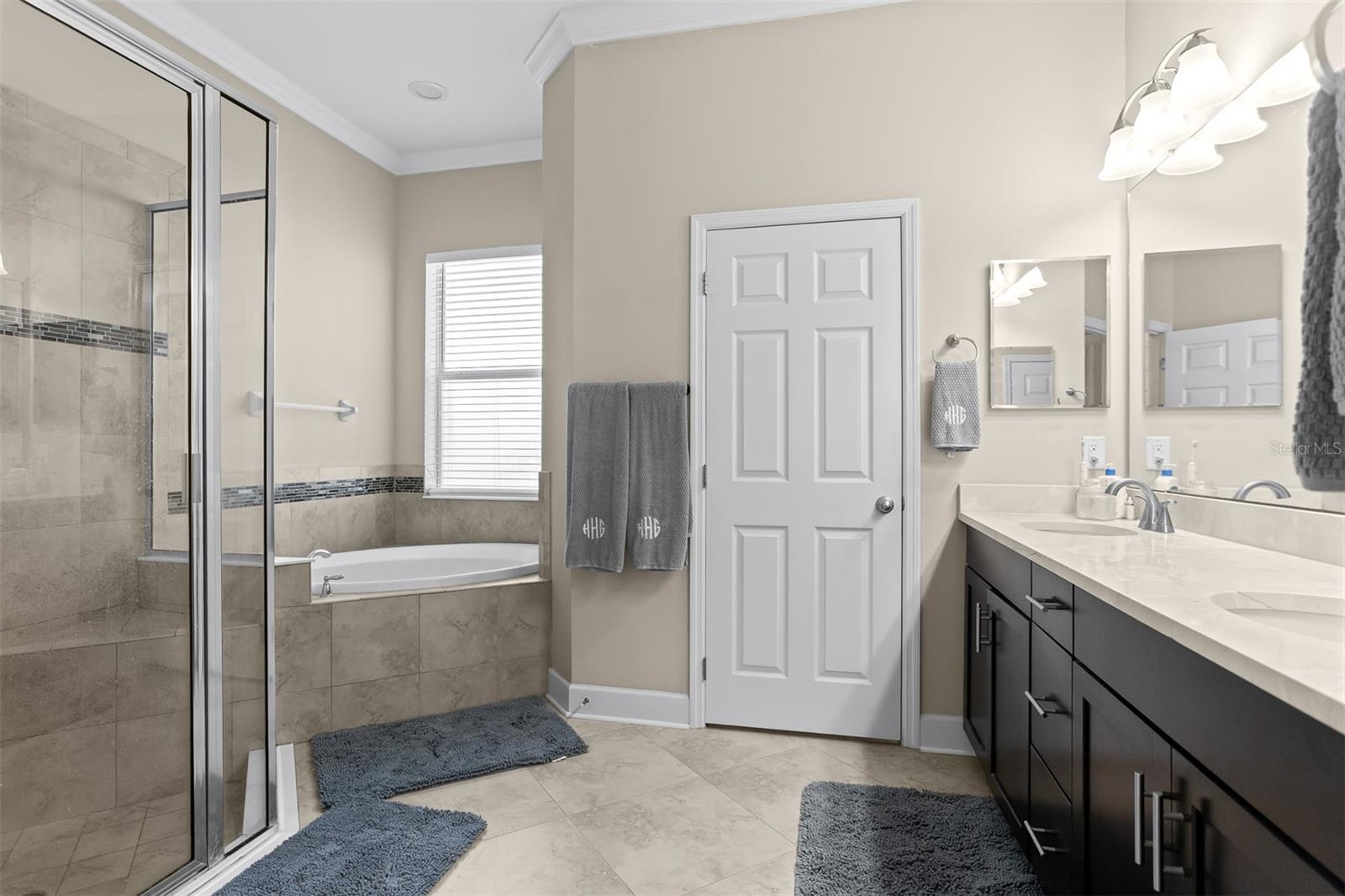 11143 WINTHROP LAKE DR