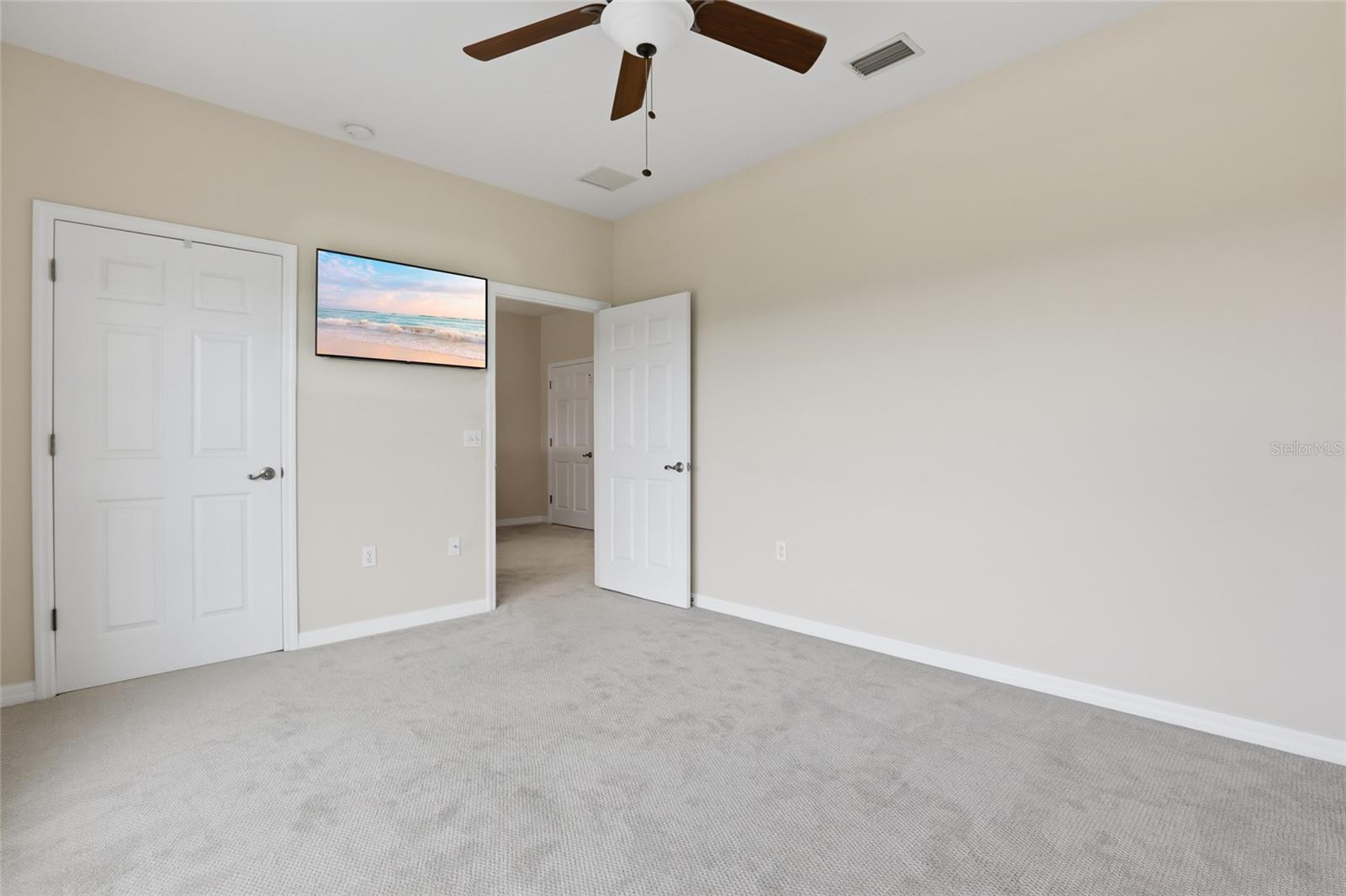 3929 CAPE HAZE DR #103