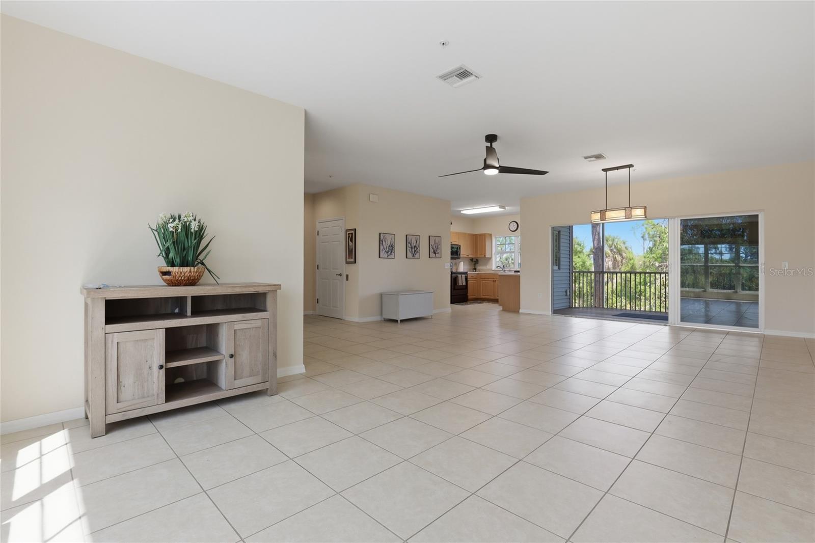 3929 CAPE HAZE DR #103