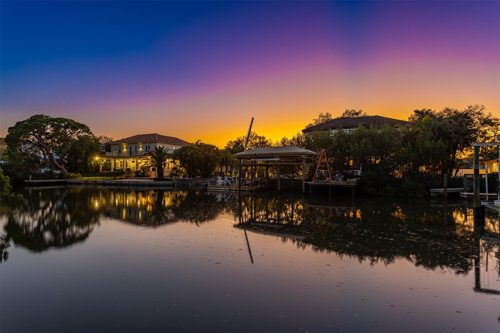 2107 S WEST SHORE BLVD