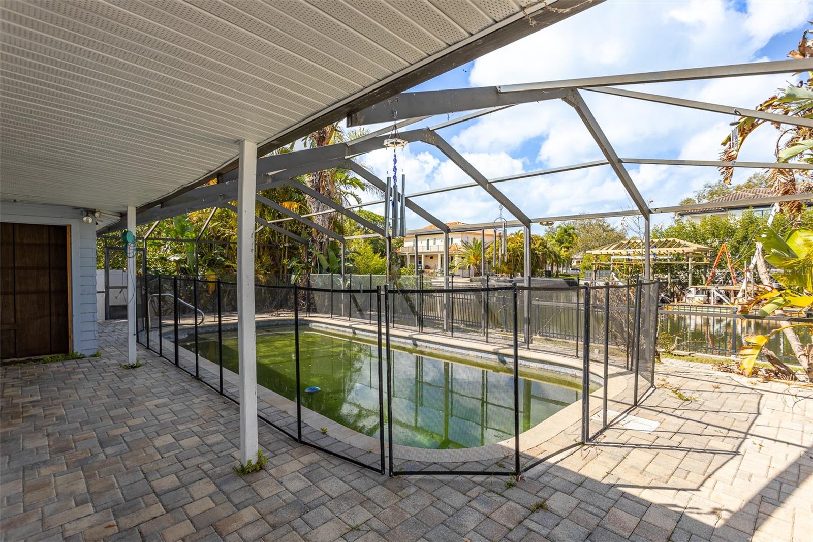 2107 S WEST SHORE BLVD