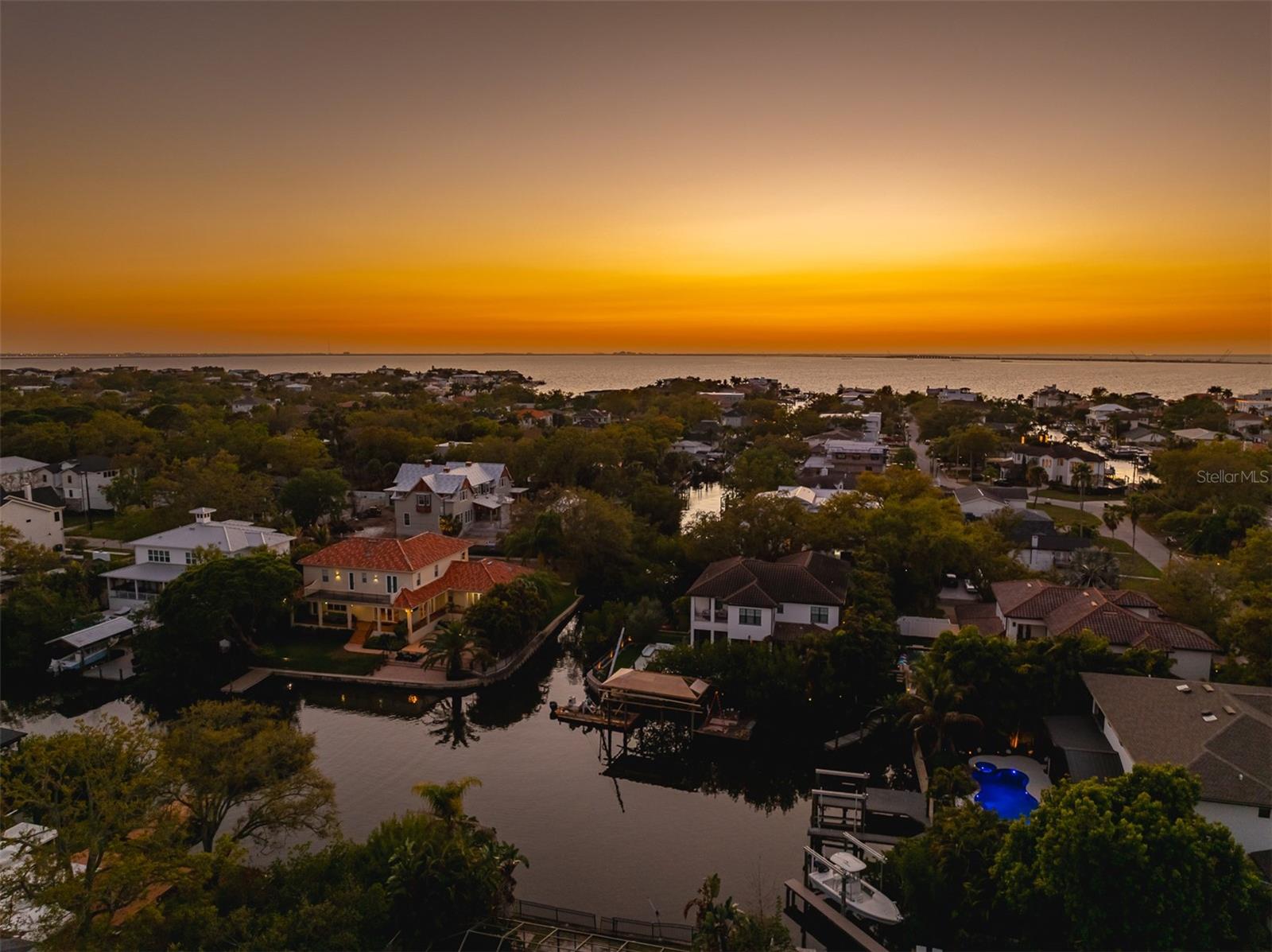 2107 S WEST SHORE BLVD