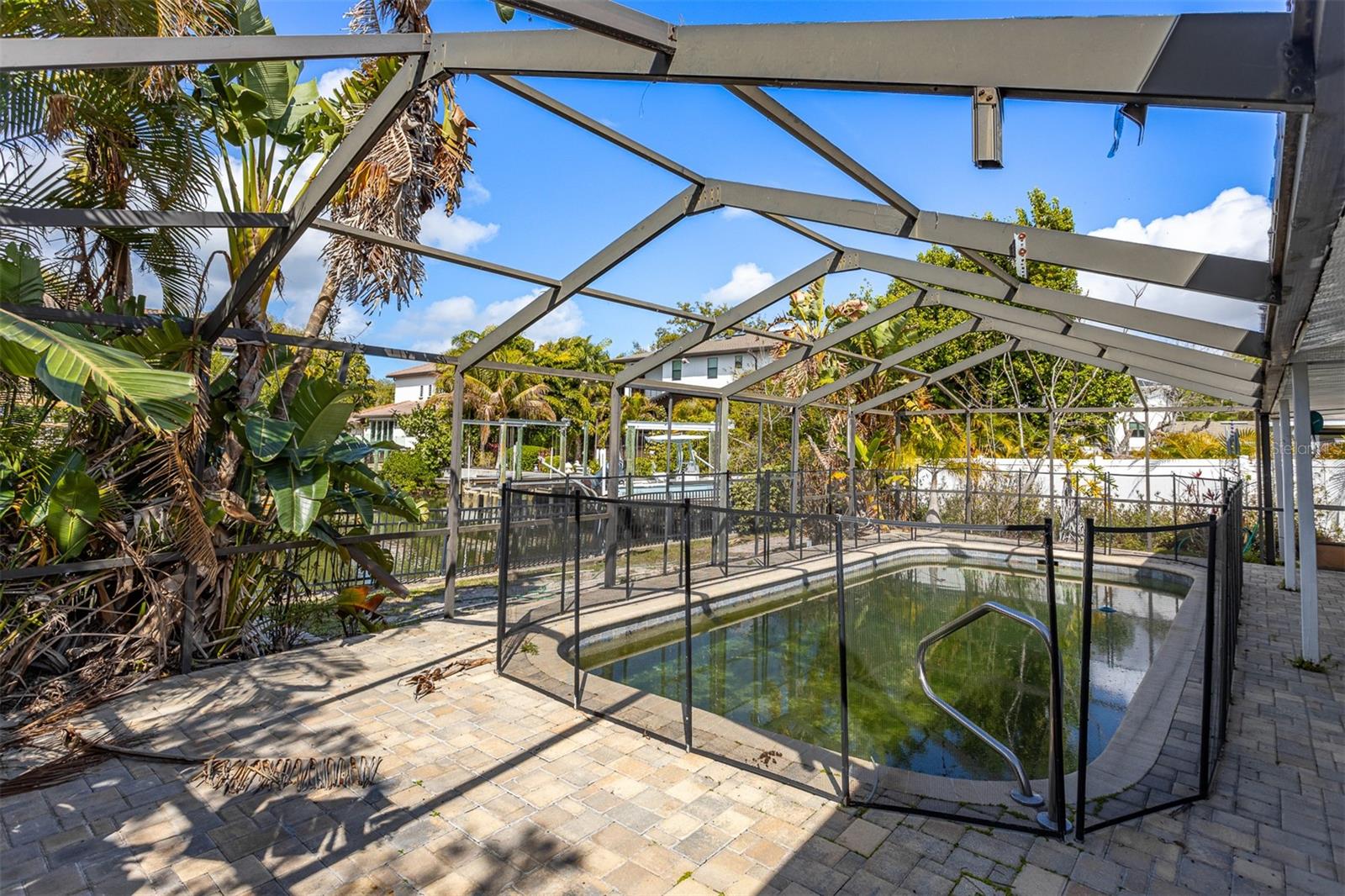 2107 S WEST SHORE BLVD