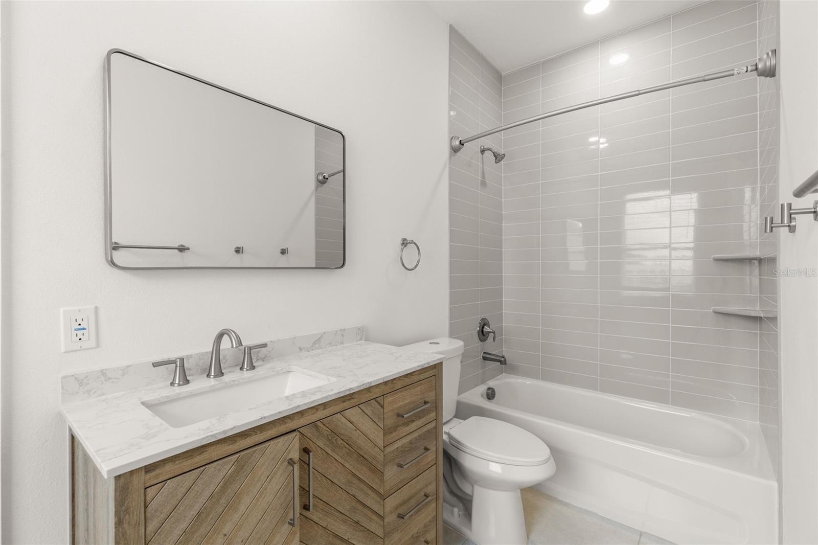 210 E COLUMBUS DR #1-3