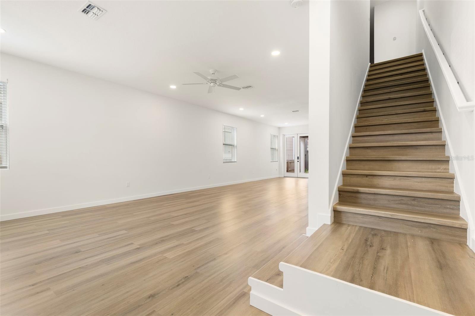 210 E COLUMBUS DR #1-3