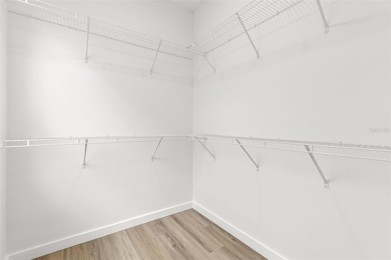 210 E COLUMBUS DR #1-3