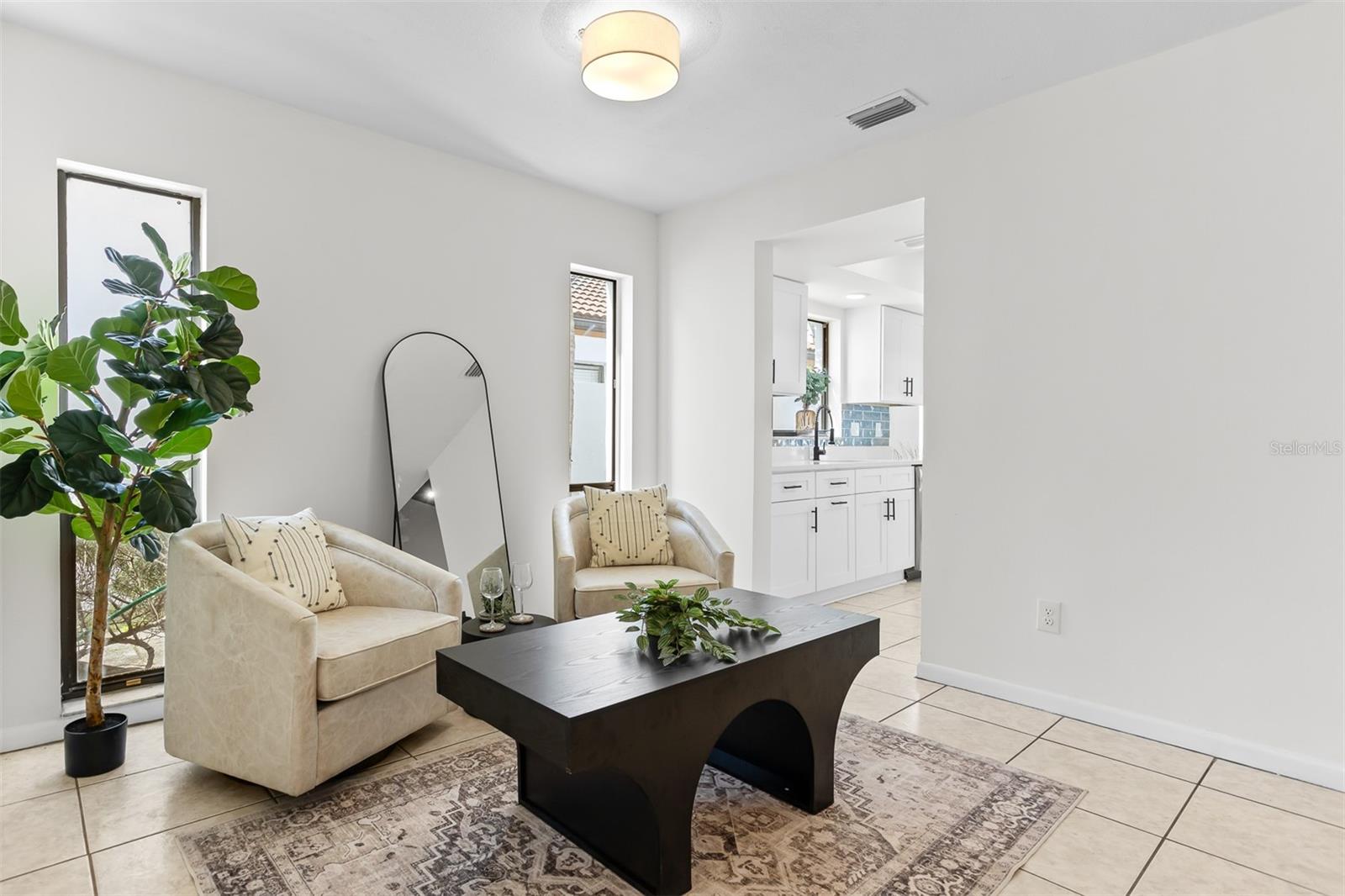 11508 ROBLES DEL RIO PL